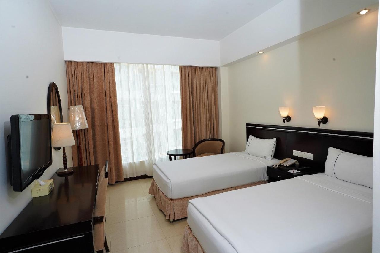 Ocean Paradise Hotel And Resort Cox's Bazar Extérieur photo